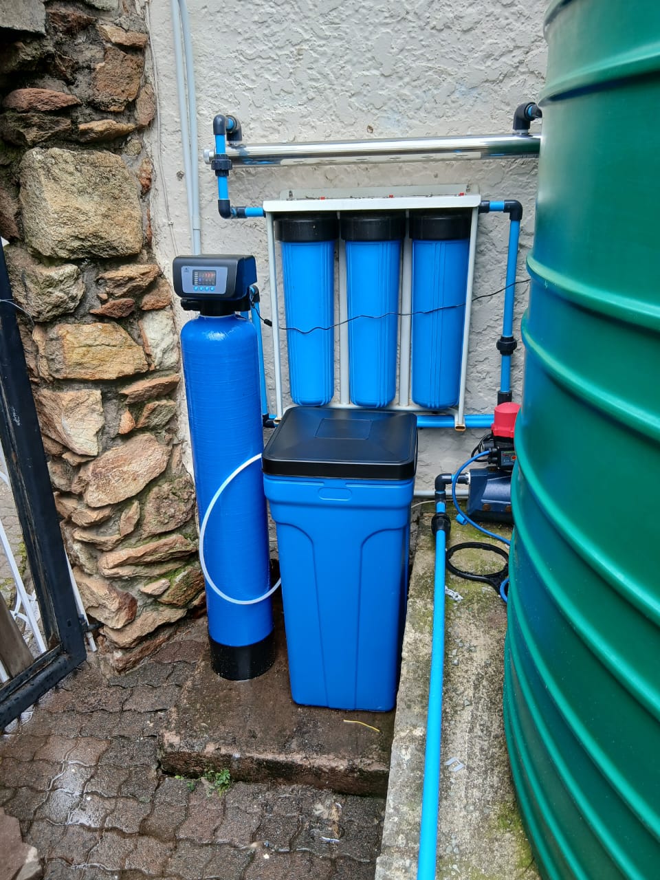 Water pump installation